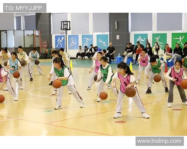 小学生篮球视频分享平台助力青少年运动成长与技能提升